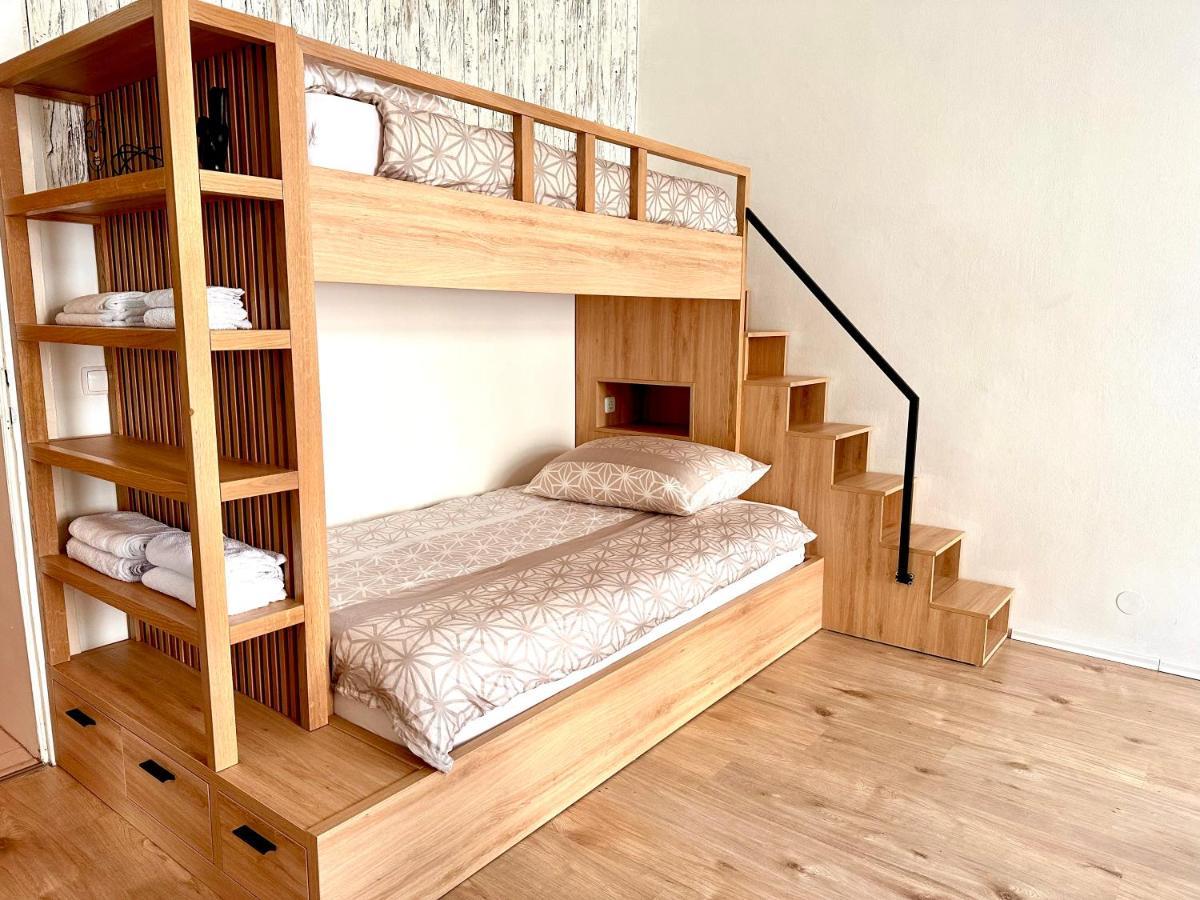 Cozy Apartment Elterleinplatz - Quiet & Close To Center Bécs Kültér fotó