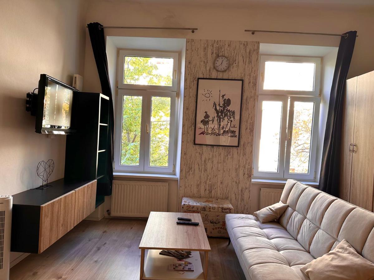 Cozy Apartment Elterleinplatz - Quiet & Close To Center Bécs Kültér fotó